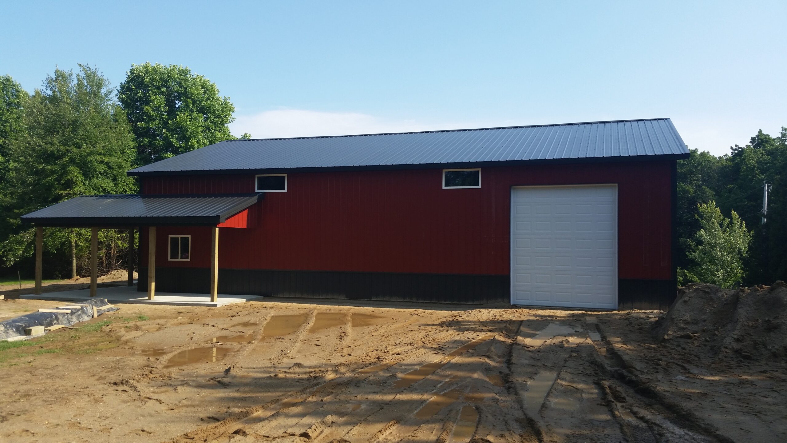 Why Are Barns Red? The History of Barns in America - Image